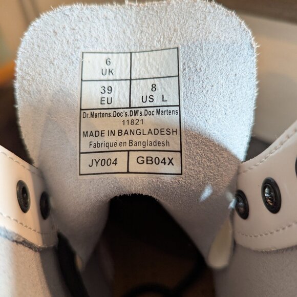 NEW Dr. Martens 1460 White Patent Leather Lace Up Boots - Picture 7 of 7